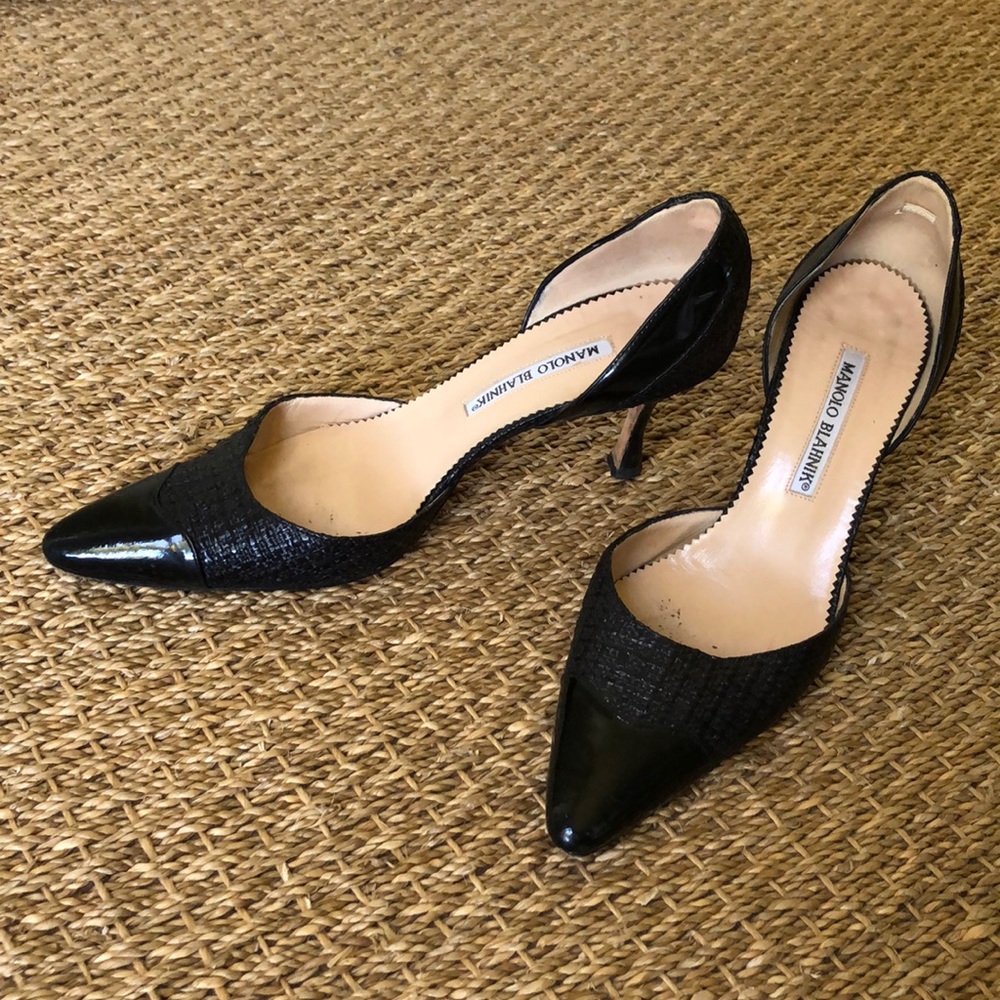 Manolo Blahnik Black Pumps (size 38)